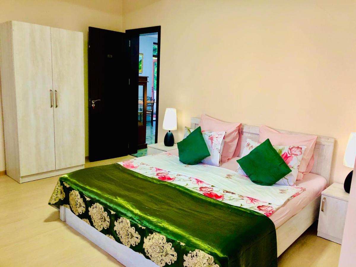 Hotel Holiday House Green Cape Batumi Mtsvane Konts'khi Esterno foto
