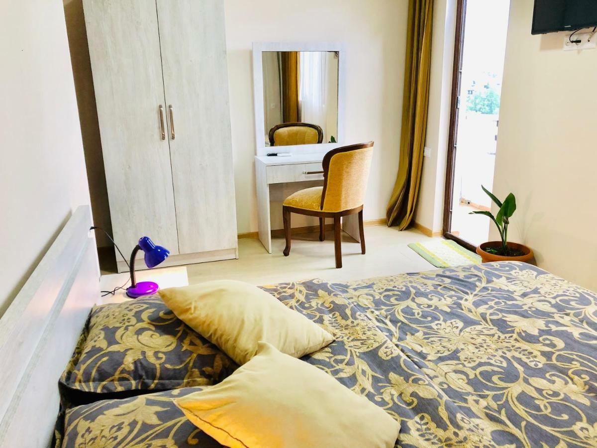 Hotel Holiday House Green Cape Batumi Mtsvane Konts'khi Esterno foto